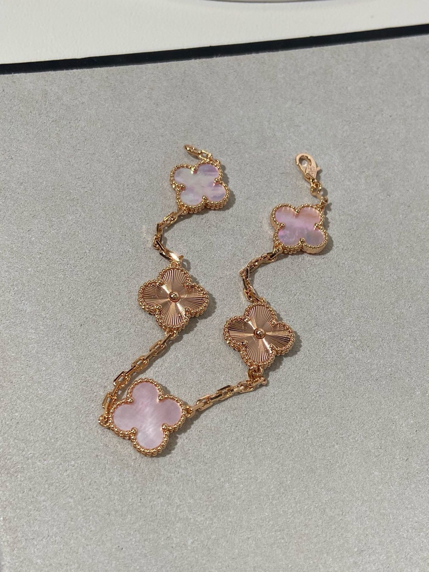 ギョシェ ブレスレット、5モチーフ