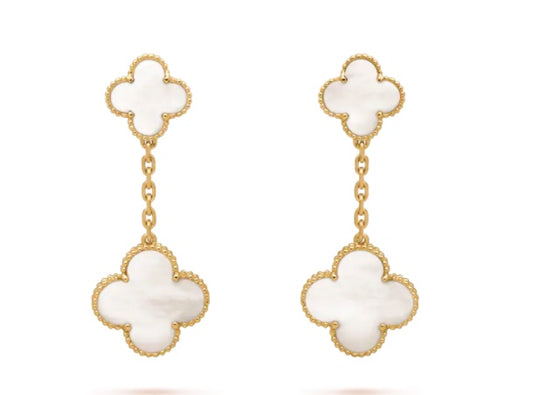 ピアス、２モチーフ