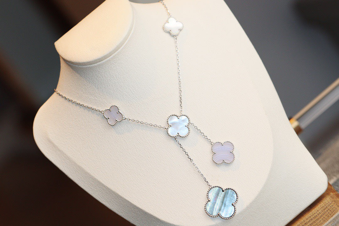 ネックレス、６モチーフ